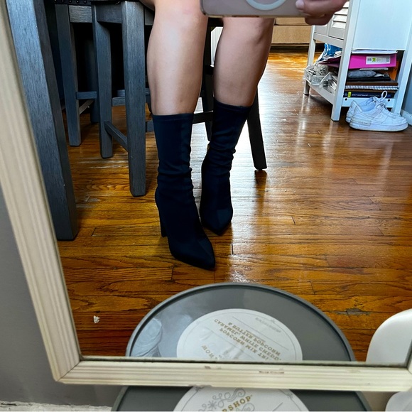 Black sock heels - Picture 3 of 12
